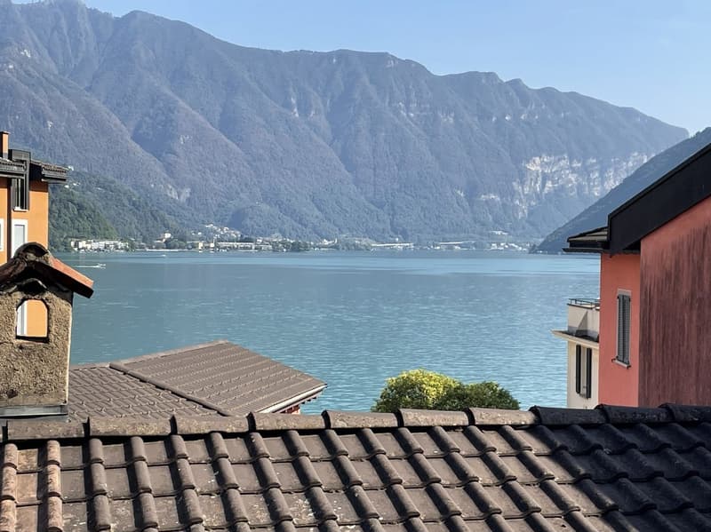 CASA DI NUCLEO COMPLETAMENTE RISTRUTTURATA CON TERRAZZA (1)