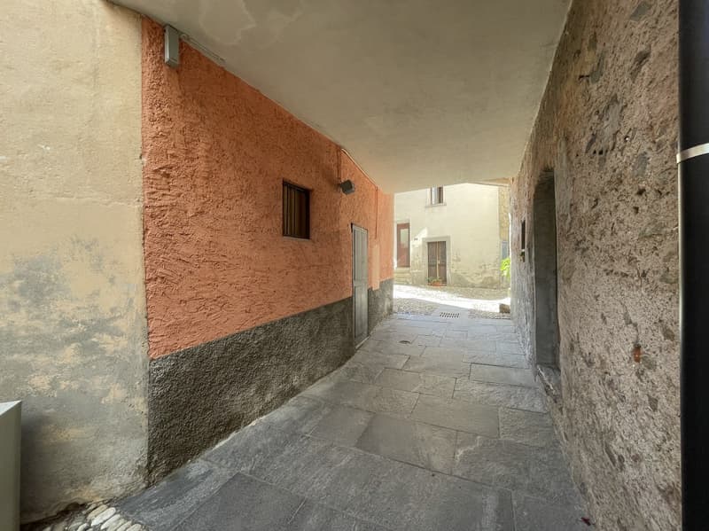 CASA D'EPOCA NEL NUCLEO (4)