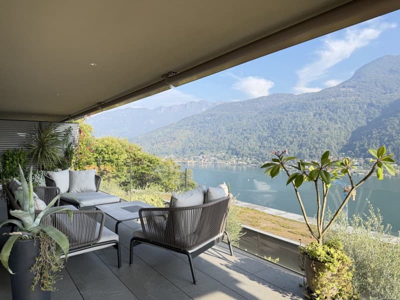 APPARTAMENTO DI 3,5 LOCALI ARREDATO CON VISTA LAGO, GIARDINO E TERRAZZE PANORAMICHE (1)