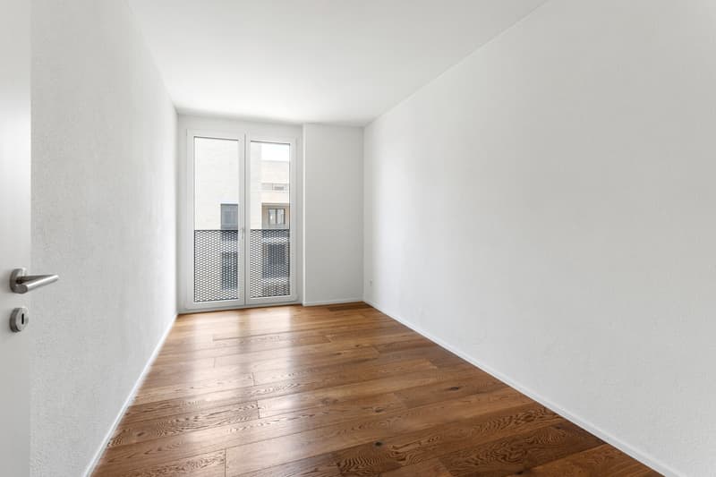 Helles Schlafzimmer mit angenehmer Wohnatmosphäre