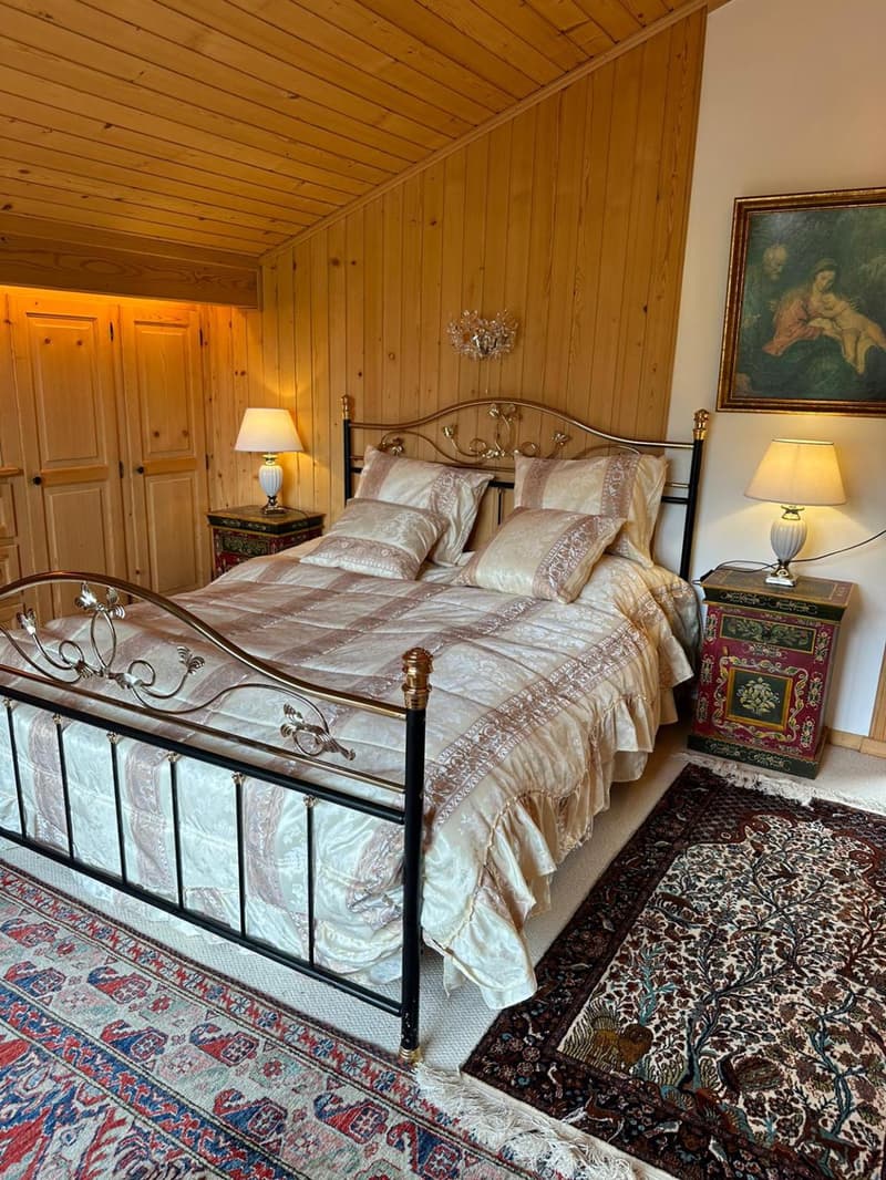 Charming Alpine Chalet with Garden and Separate Unit (13)