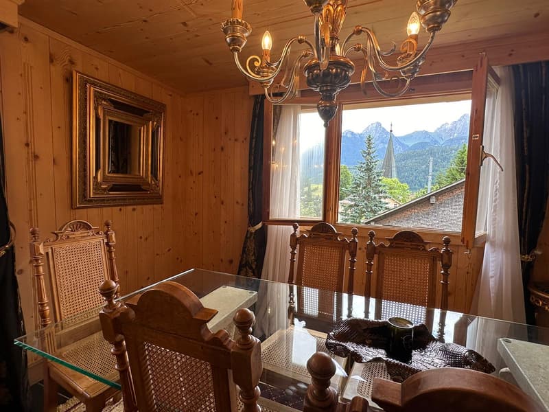 Charming Alpine Chalet with Garden and Separate Unit (4)
