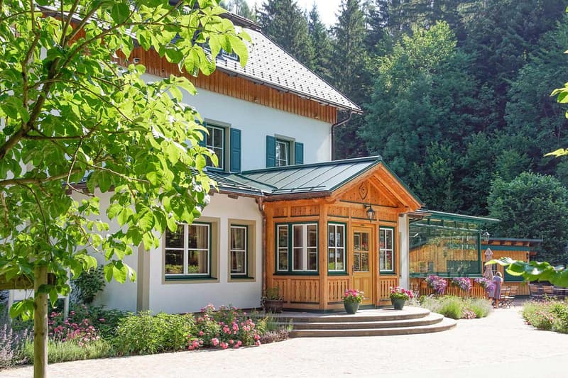 Boutique B&B near a Lake in Aussee, Austria (1)