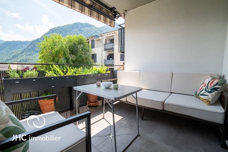 Appartement moderne de 3.5 pièces avec balcon et deux places de parc au cœur du village de Vouvry (5)