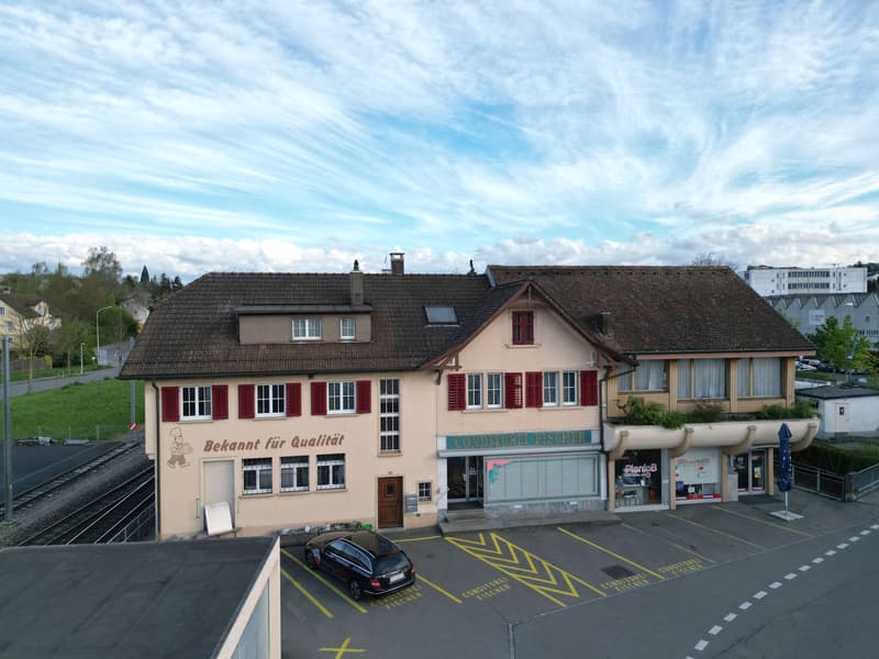 Bahnhofstrasse 9, 5734 Reinach