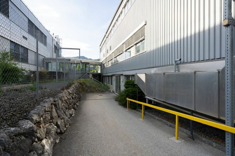vielseitig nutzbare Gewerbeliegenschaft in Balsthal (14)