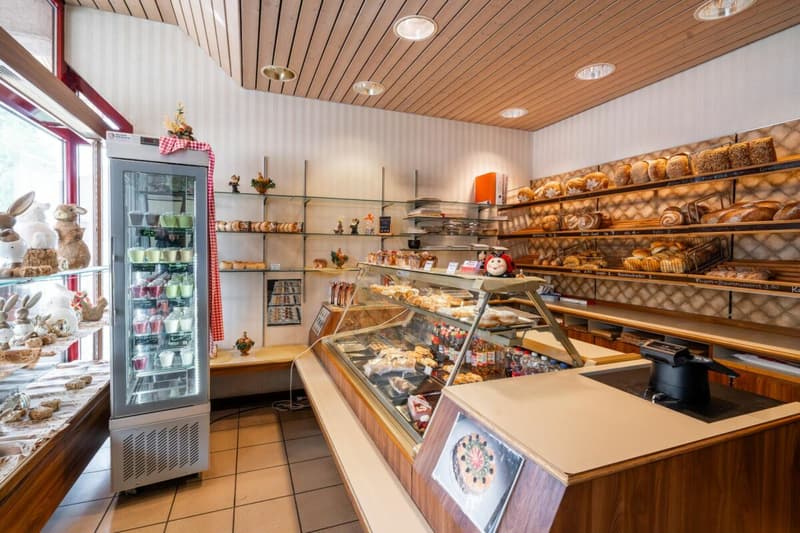 Etablierte Bäckerei mit Umnutzungspotenzial im Dorfkern von Welschenrohr (1)