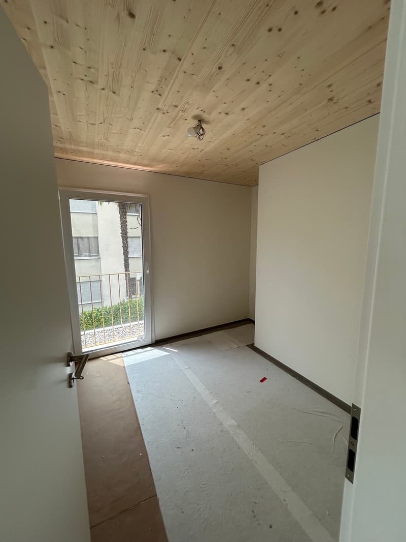 Nuovo appartamento di 3.5 locali al 2 piano a Minusio senza balcone (6)