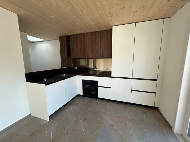 Nuovo appartamento di 3.5 locali al 2 piano a Minusio senza balcone (2)