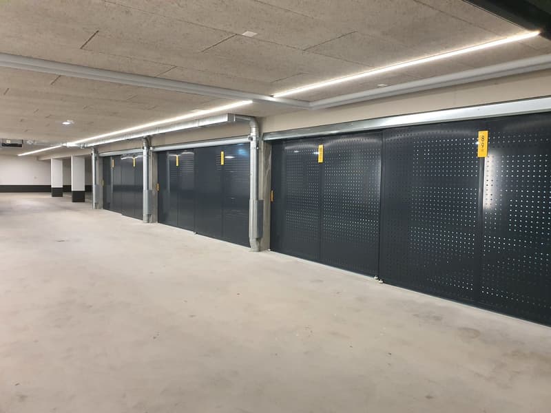 Affittasi posteggi in autorimessa (lift) (2)