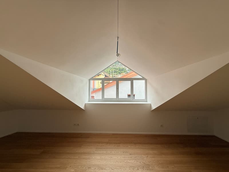 Affittasi monolocale mansardato in centro Locarno (2)