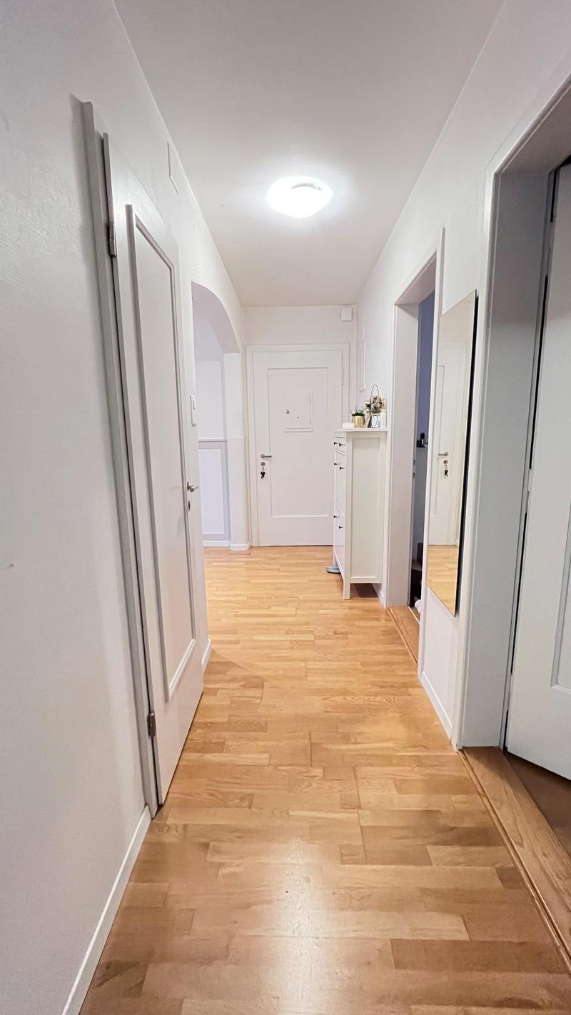 Moderne und helle 2.5 Zimmerwohnung an zentraler Lage! (4)