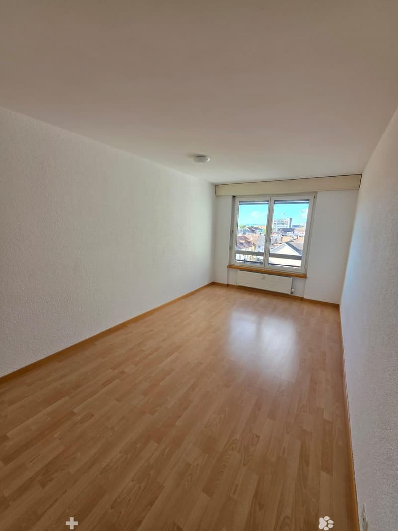 4.5 Zimmerwohnung in Biel zu vermieten (6)