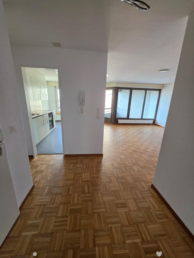 4.5 Zimmerwohnung in Biel zu vermieten (3)