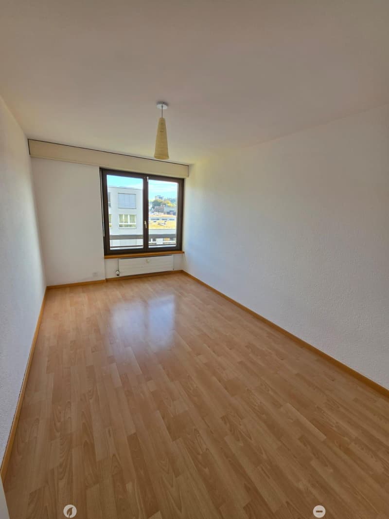 4.5 Zimmerwohnung in Biel zu vermieten (5)