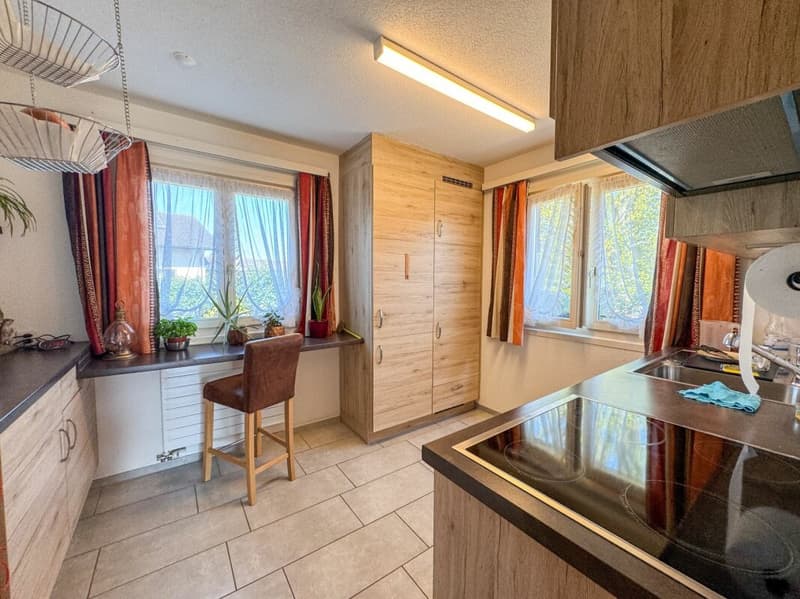 Charmantes 4,5-Zimmer-Einfamilienhaus mit grossem Garten und viel Potenzial (6)
