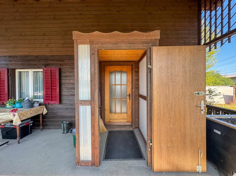 Charmantes 4,5-Zimmer-Einfamilienhaus mit grossem Garten und viel Potenzial (2)