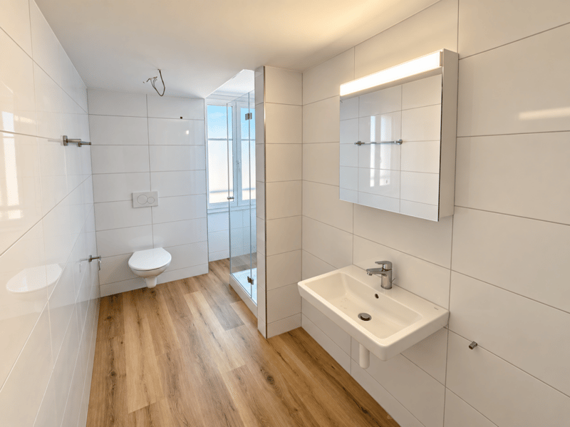 Helle, modern 3,5-Zimmer-Wohnung mit viel Wohnkomfort (2)