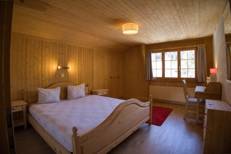 Magnificent furnished chalet between Gstaad and Lauenen (10)