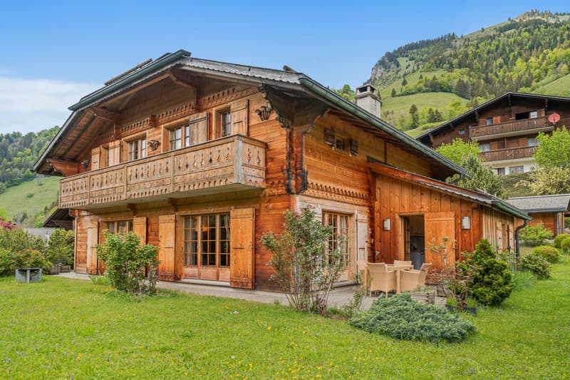 An exceptional chalet in the heart of the Vaud Alps (2)