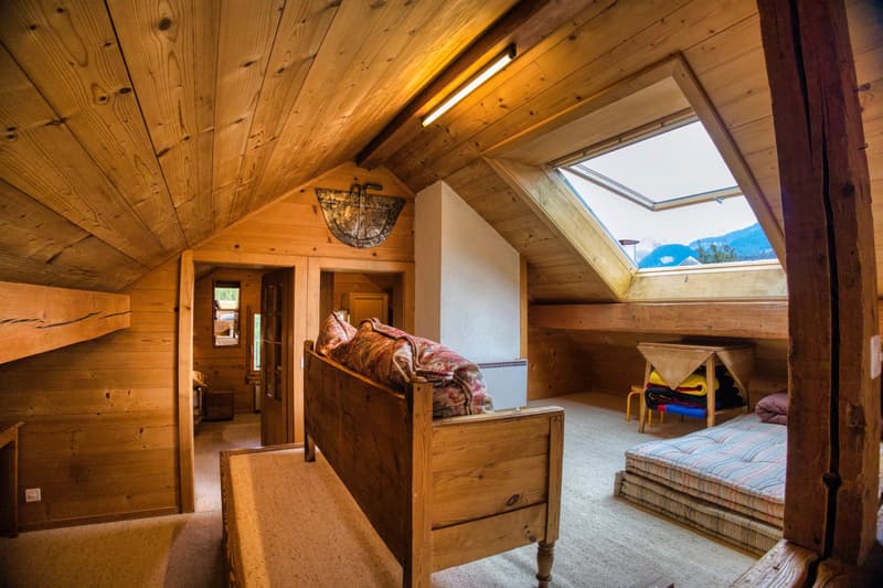 Un chaleureux 3 pièces sous les toits au coeur de Château-d'Oex (4)