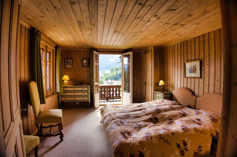 Appartement de caractère de 7 pièces au coeur de Château-d'Oex (7)