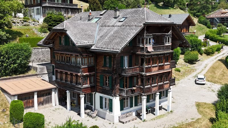 Appartement de caractère de 7 pièces au coeur de Château-d'Oex (11)