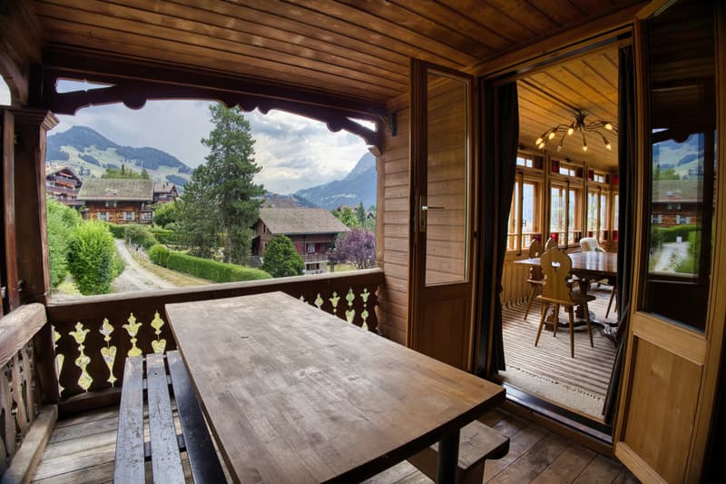 Appartement de caractère de 7 pièces au coeur de Château-d'Oex (4)