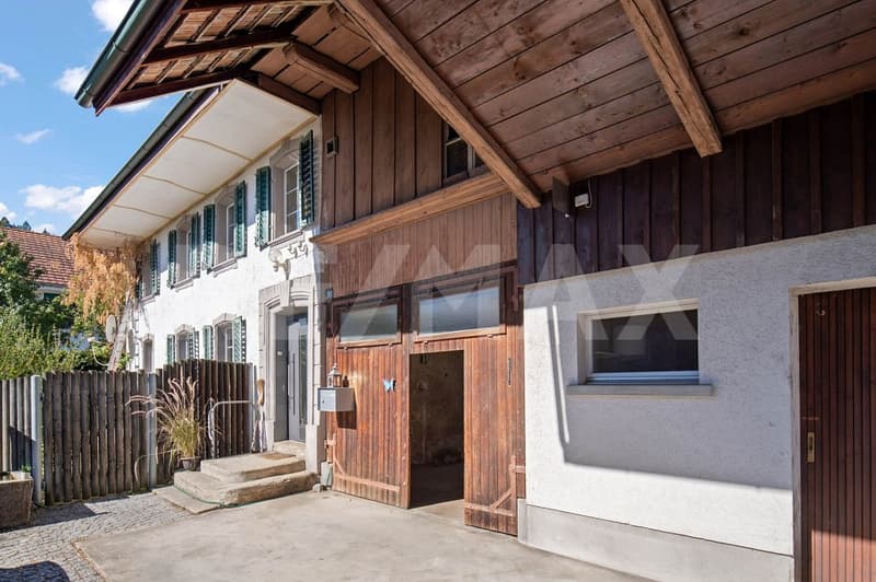 Charaktervolles Bauernhaus mit grossem Schopf und Ökologie in Gränichen (4)