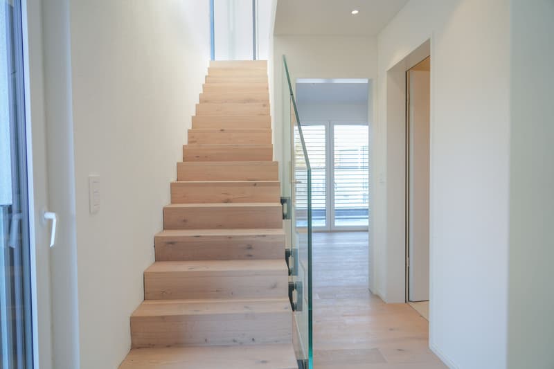 Moderne 3.5-Zimmer Maisonette mit Terrasse in Grenchen (8)