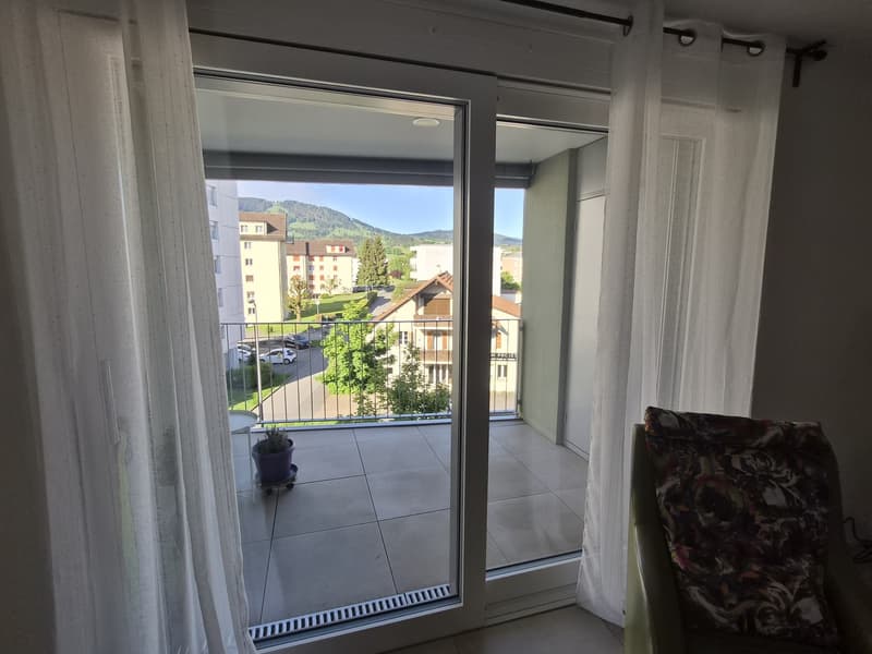Appartement 4.5 pièces récent à CHF 2'305.-/mois charges comprises (5)
