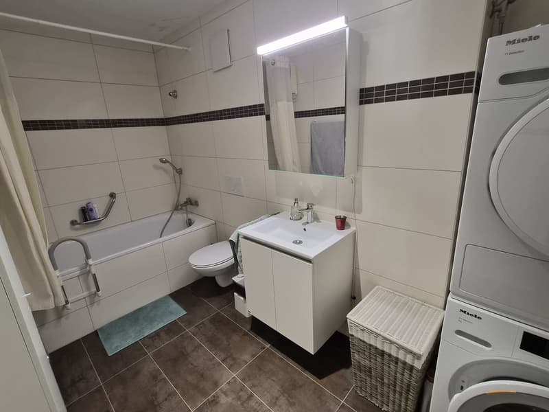 Appartement 4.5 pièces récent à CHF 2'305.-/mois charges comprises (6)