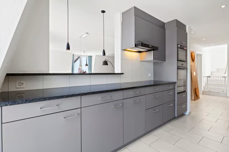 Helle 3.5-Zimmer-Wohnung mit Balkon und traumhafter Lage (7)