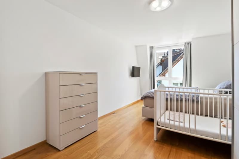 Helle 3.5-Zimmer-Wohnung mit Balkon und traumhafter Lage (8)