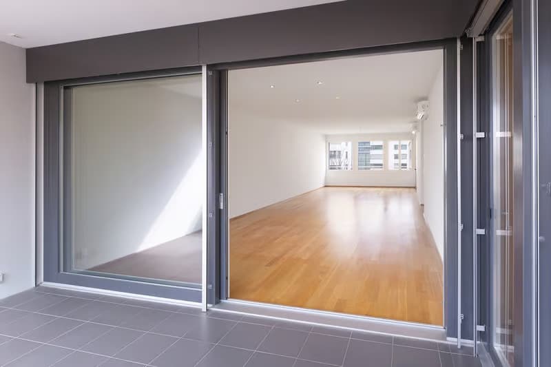 Zentral gelegene 4 1/2 Zimmerwohnung 3.OG im beliebten Hertiquartier (5)