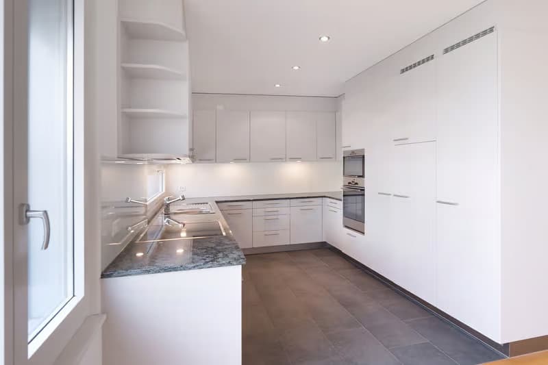 Zentral gelegene 4 1/2 Zimmerwohnung 3.OG im beliebten Hertiquartier (3)