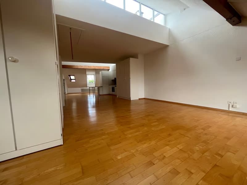 Charmante 1.5-Zimmer-Wohnung mit Dachterrasse im Herzen von Zürich (9)