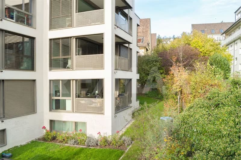 Helle 3.5-Zimmer-Wohnung mit Balkon und Garage in Zürich-Hottingen (6)