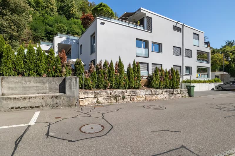 Helle 4.5-Zimmer-Wohnung mit Balkon und herrlicher Aussicht in Baden (9)
