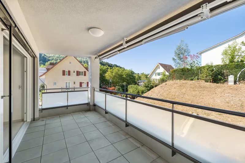 Helle 4.5-Zimmer-Wohnung mit Balkon und herrlicher Aussicht in Baden (8)