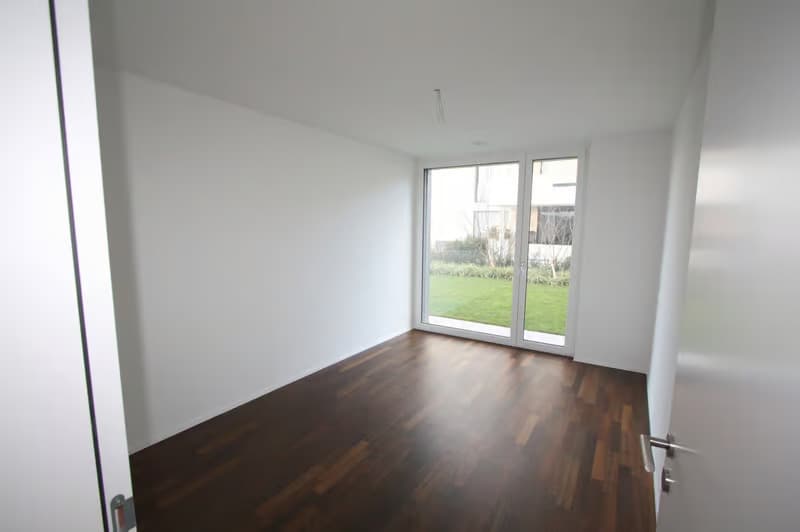 Helle 4.5-Zimmer-Wohnung mit Balkon in Kloten – ab sofort verfügbar (8)