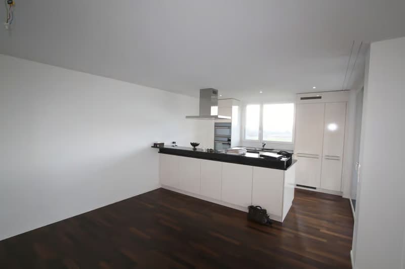 Helle 4.5-Zimmer-Wohnung mit Balkon in Kloten – ab sofort verfügbar (6)