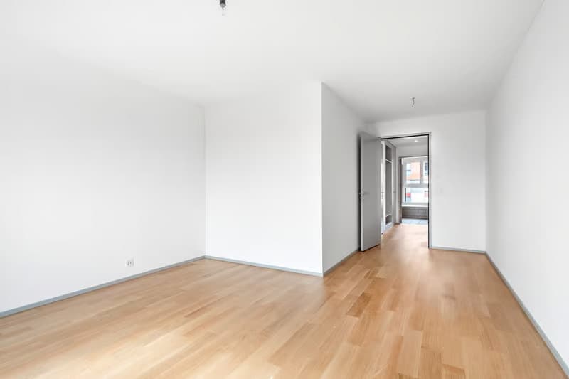 Helle 2.5-Zimmer-Wohnung mit Balkon in Adliswil – sofort verfügbar! (13)