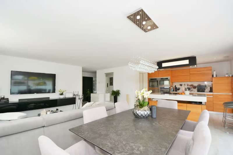 Moderne 3.5-Zimmer-Wohnung mit Balkon in Wohlen – sofort verfügbar! (3)