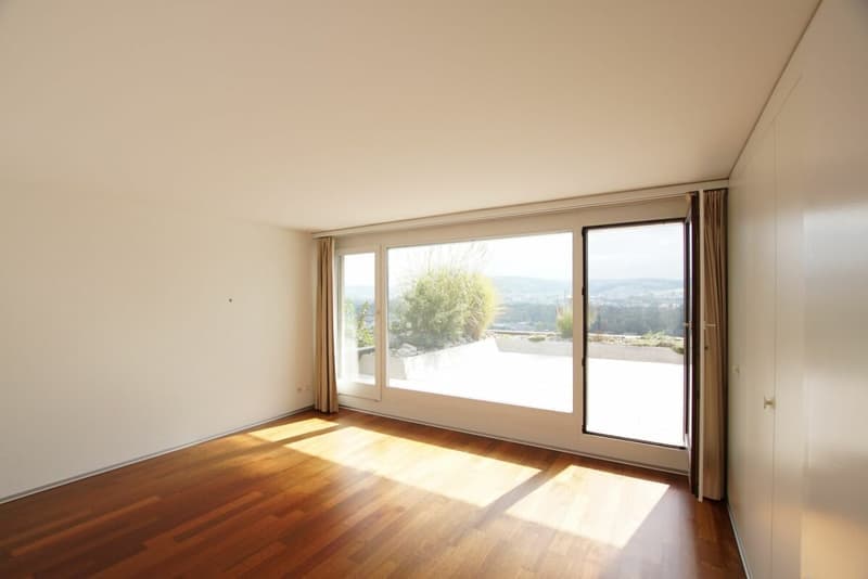 Geräumige 4.5-Zimmer-Wohnung mit Balkon und herrlicher Aussicht in Brugg (12)