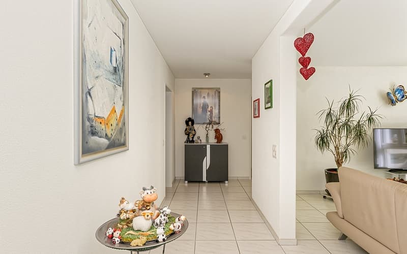 Helle 4.5-Zimmer-Wohnung mit Balkon in Altendorf – sofort verfügbar! (13)