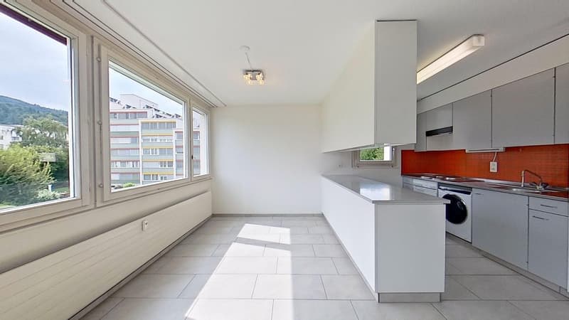 Helle 4.5-Zimmer-Wohnung mit Balkon und Aussicht in Kriens (12)