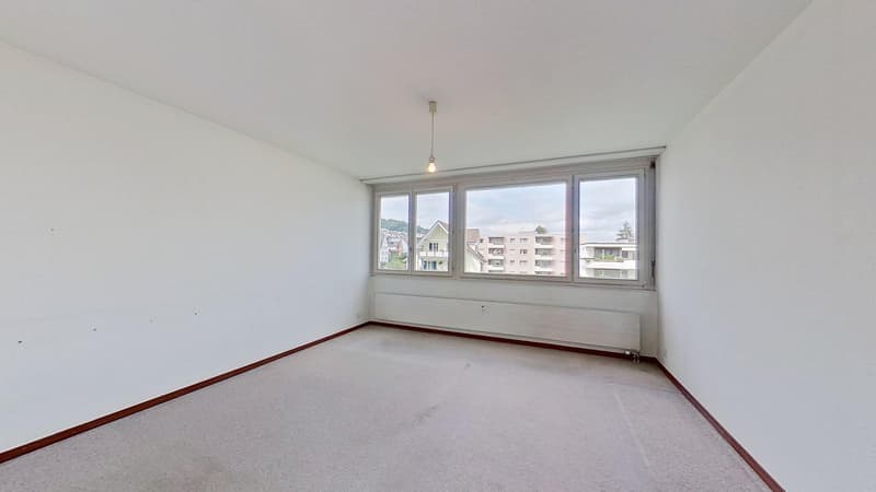 Helle 4.5-Zimmer-Wohnung mit Balkon und Aussicht in Kriens (10)