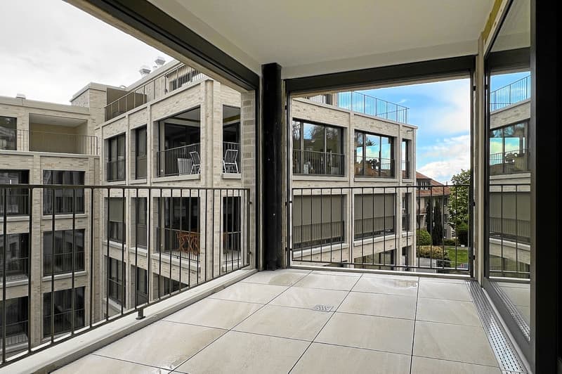 Helle 4.5-Zimmer-Wohnung mit Balkon in Binningen – ab sofort verfügbar! (5)