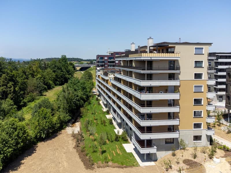 Fantastische Eckwohnung mit riesigem Balkon im Hochparterre (6)